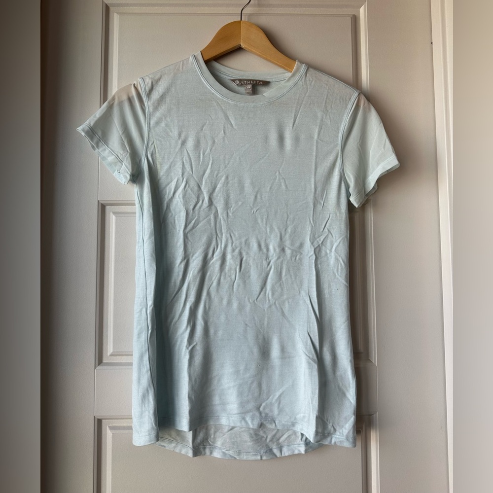 Athleta Pale Blue Short Sleeve Crewneck Tee